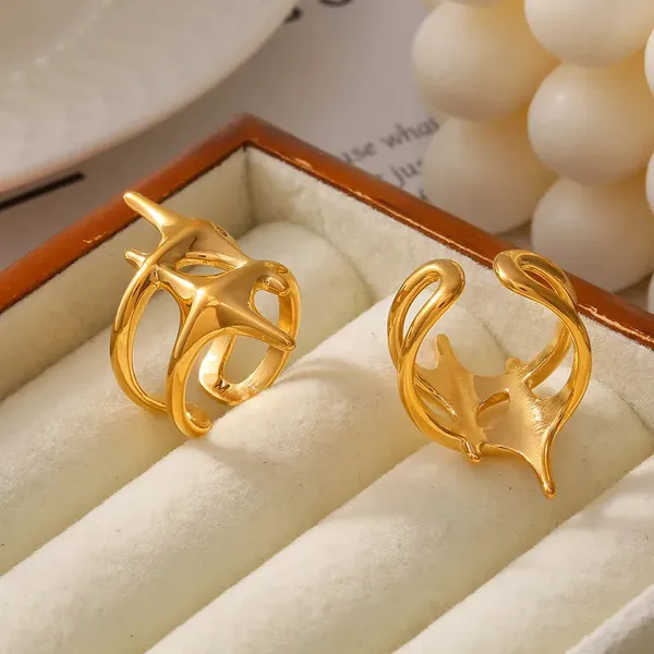 Gold_Shine_On_Rings_For_Women